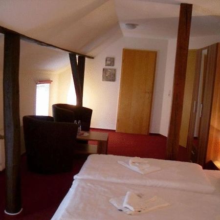 Zum Schwedenkonig Hotel Gadebusch Екстериор снимка