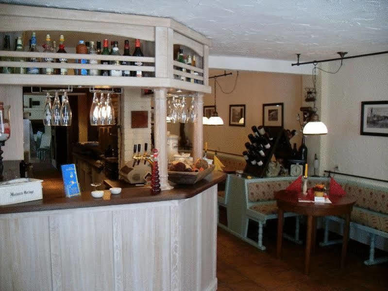 Zum Schwedenkonig Hotel Gadebusch Екстериор снимка