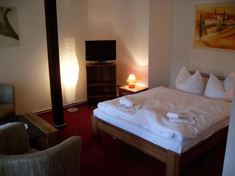 Zum Schwedenkonig Hotel Gadebusch Екстериор снимка